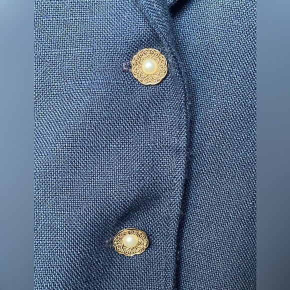 Vintage Wool Larry Levine Women’s Blue Blazer w/Floral & Pearl Buttons (Size: XS - Picture 13 of 13